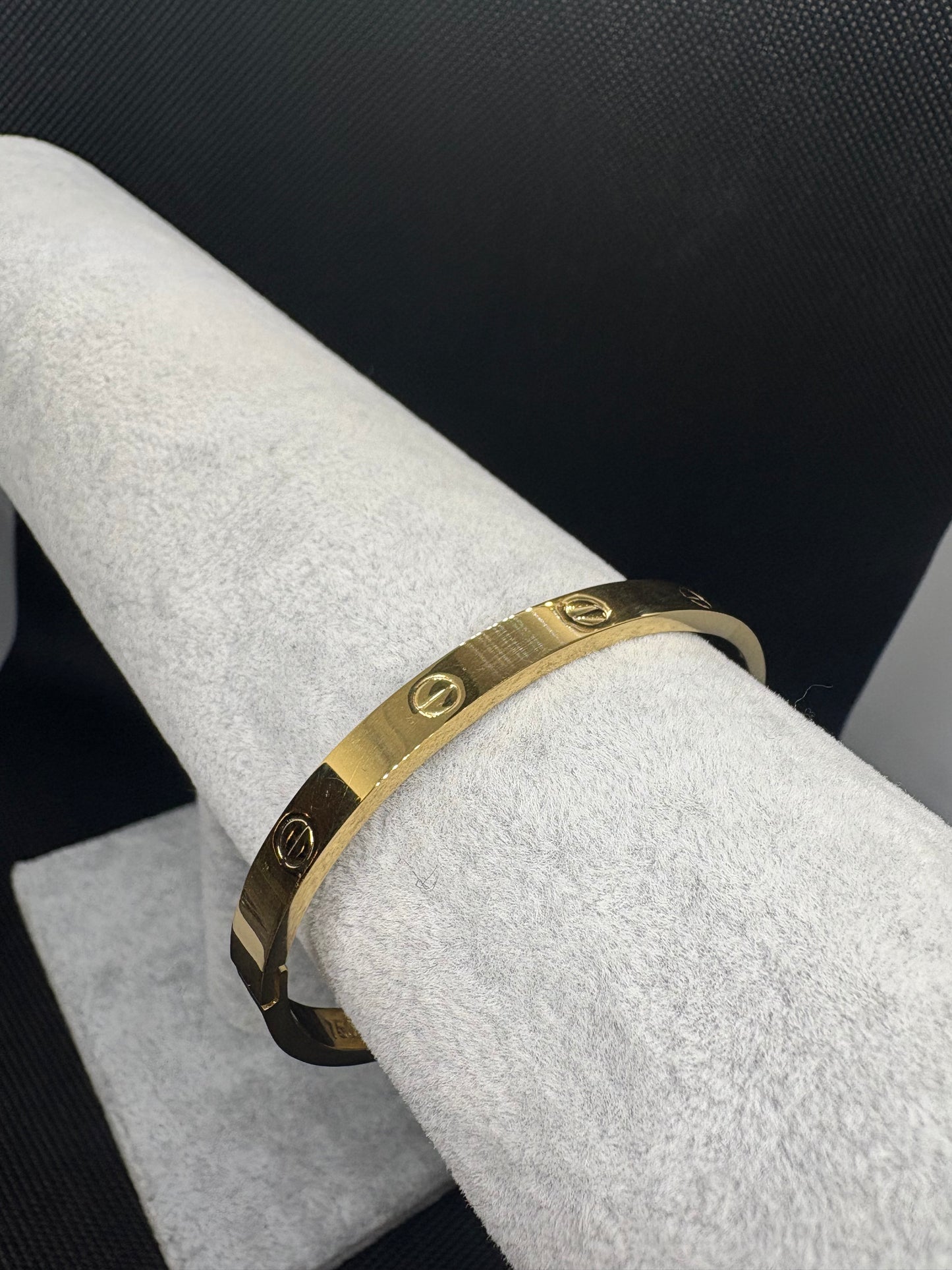 Gold C bracelet