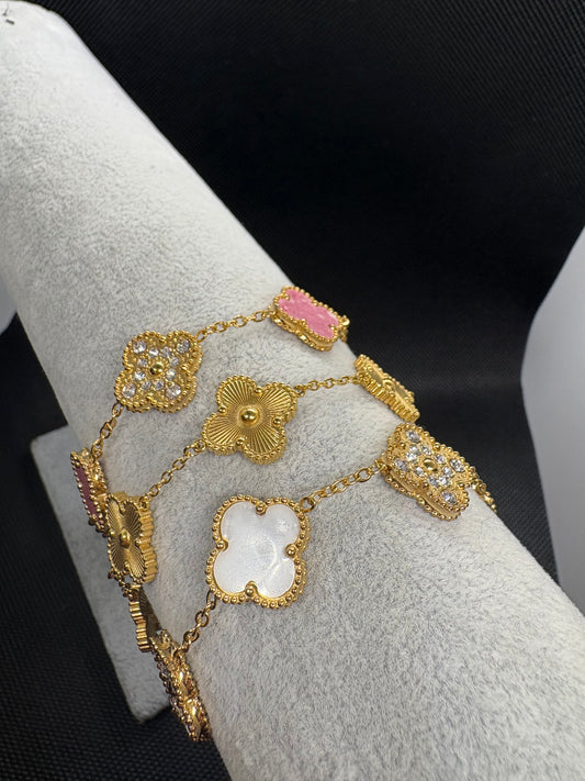 Clover bracelet - solid gold